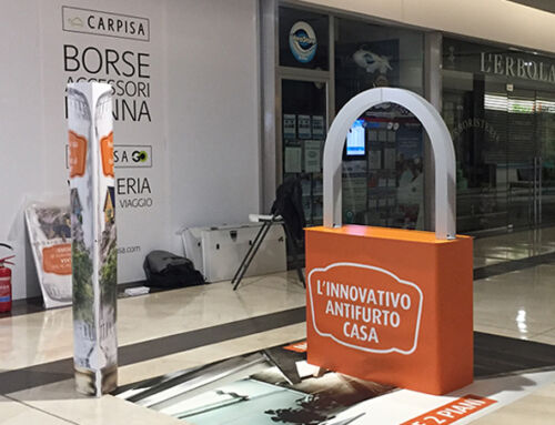 The reception desk shaped like the slogan